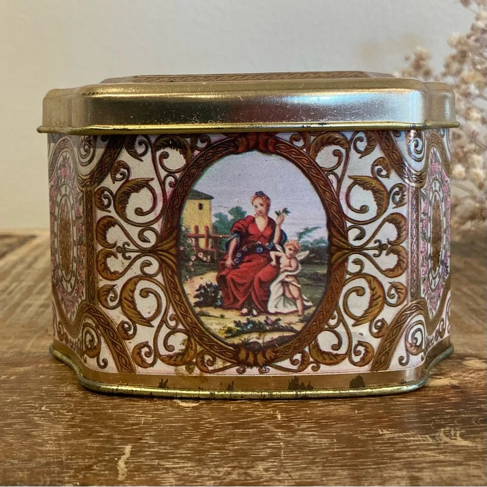 Vintage Metal Tin Meister Brazil Trinket Box